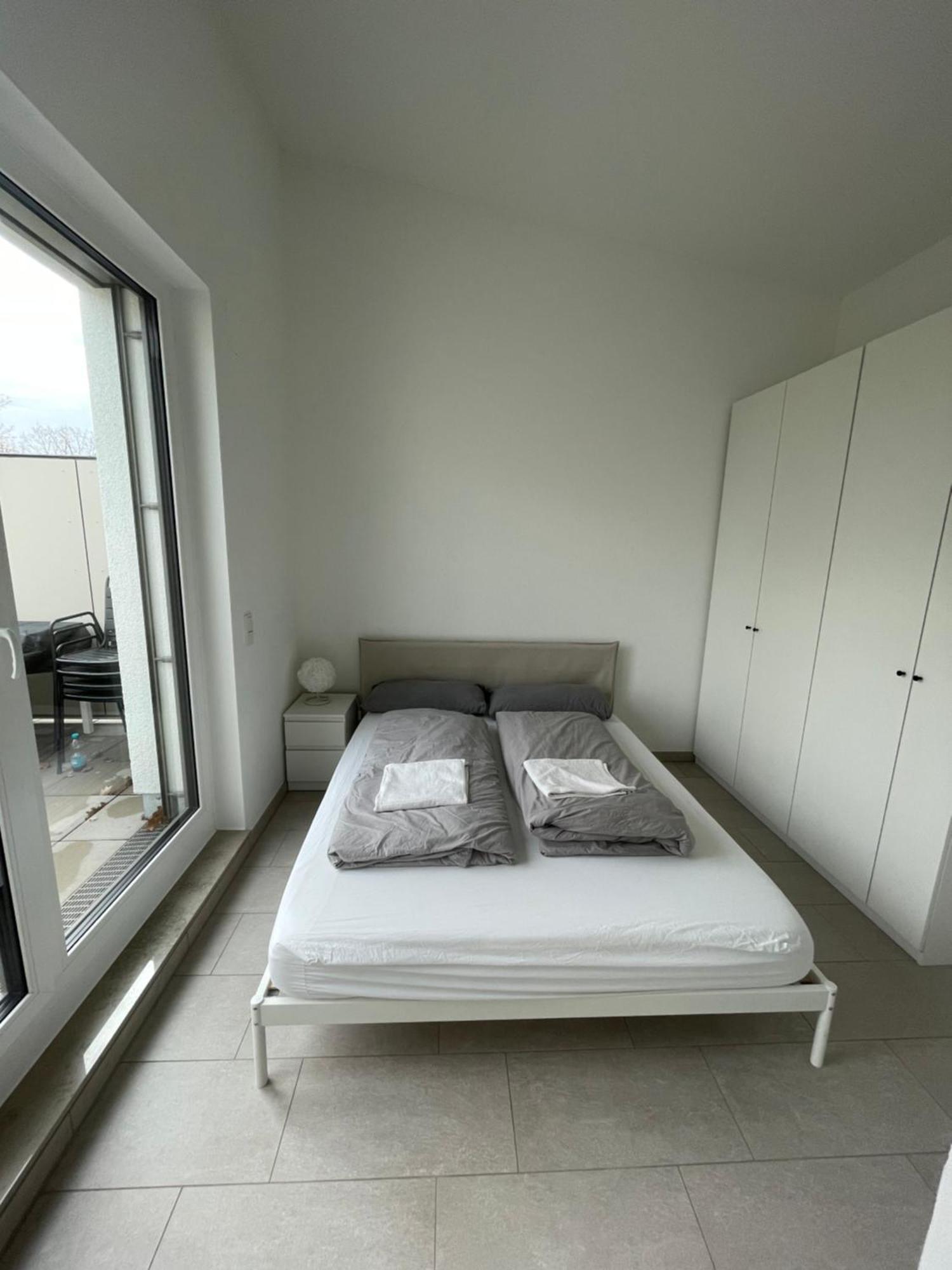 Homestay Guestroom Messe